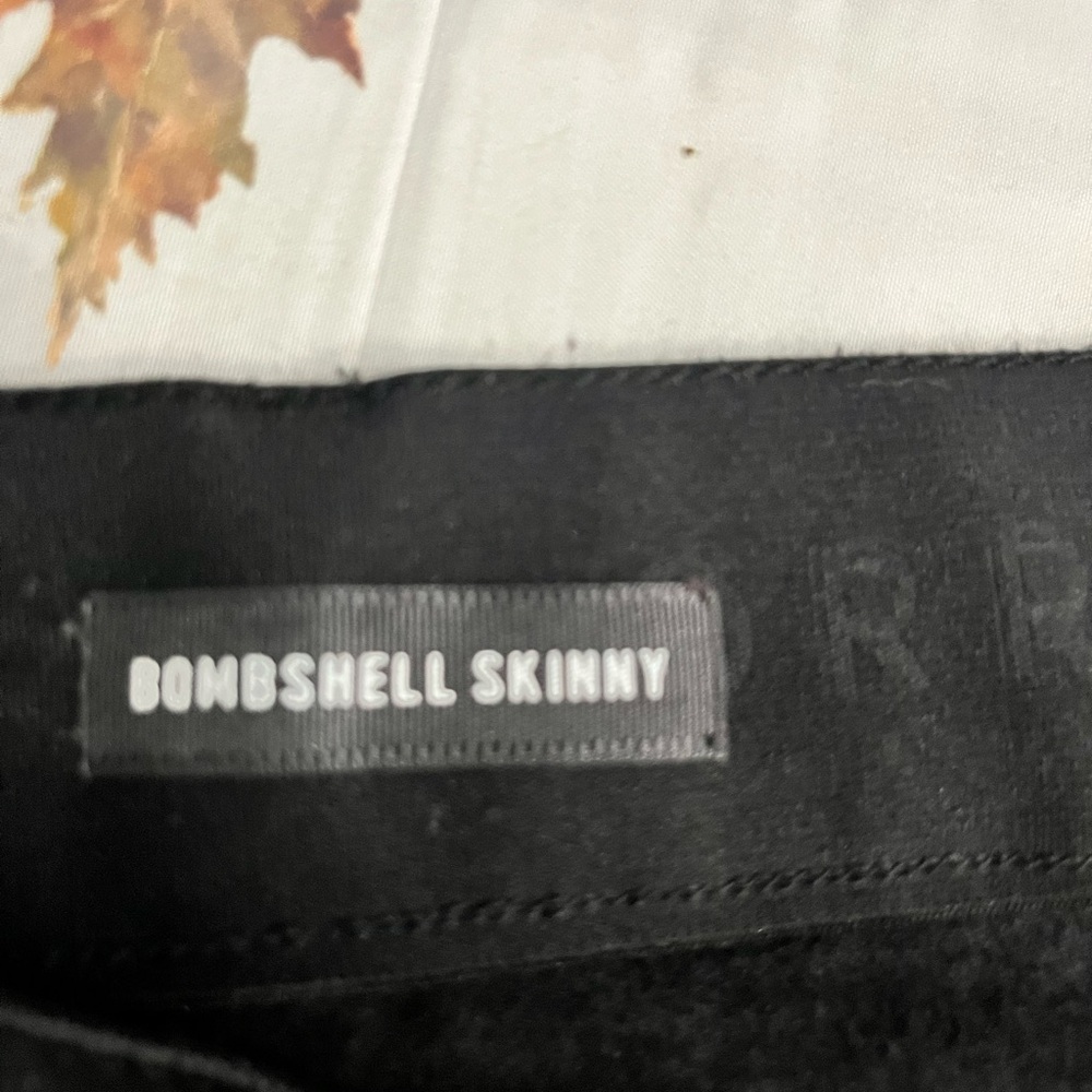 Torrid Black Bombshell Skinny Women's Jeans size 24 PLUS - Picture 4 of 7